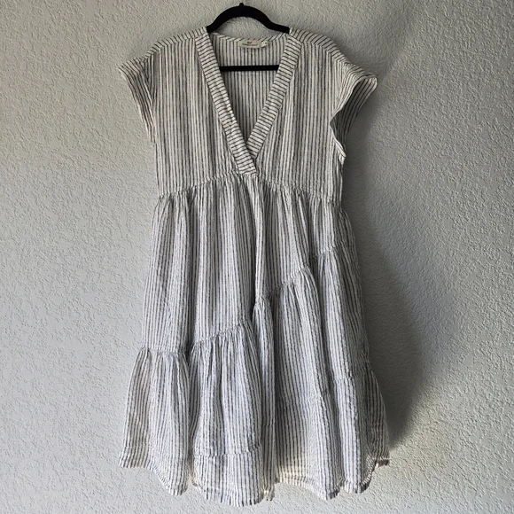 Vineyard Vines | Dresses | Vineyard Vines M St Barths Jet Stripe Tiered Linen Dress | Poshmark Vineyard Vines | Dresses | Vineyard Vines M St Barths Jet Stripe Tiered Linen Dress | Poshmark